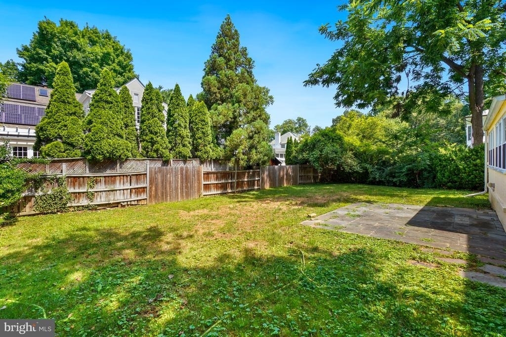 5206 Western Avenue - Photo 35