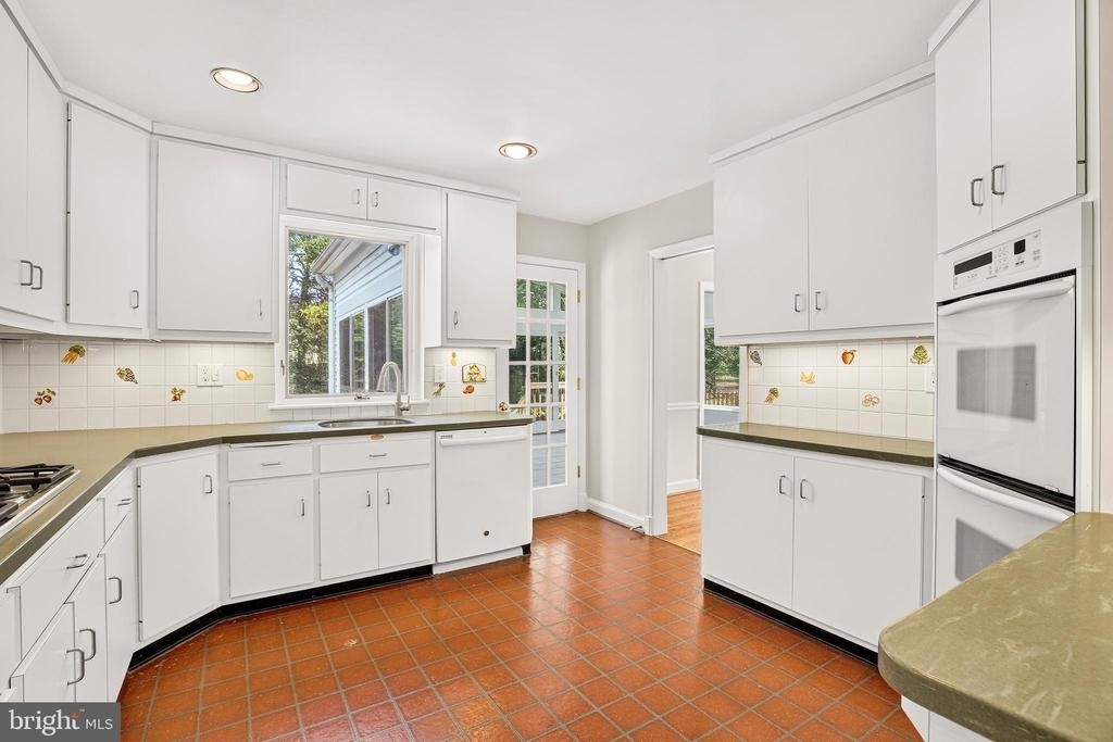 5625 Ogden Road - Photo 8