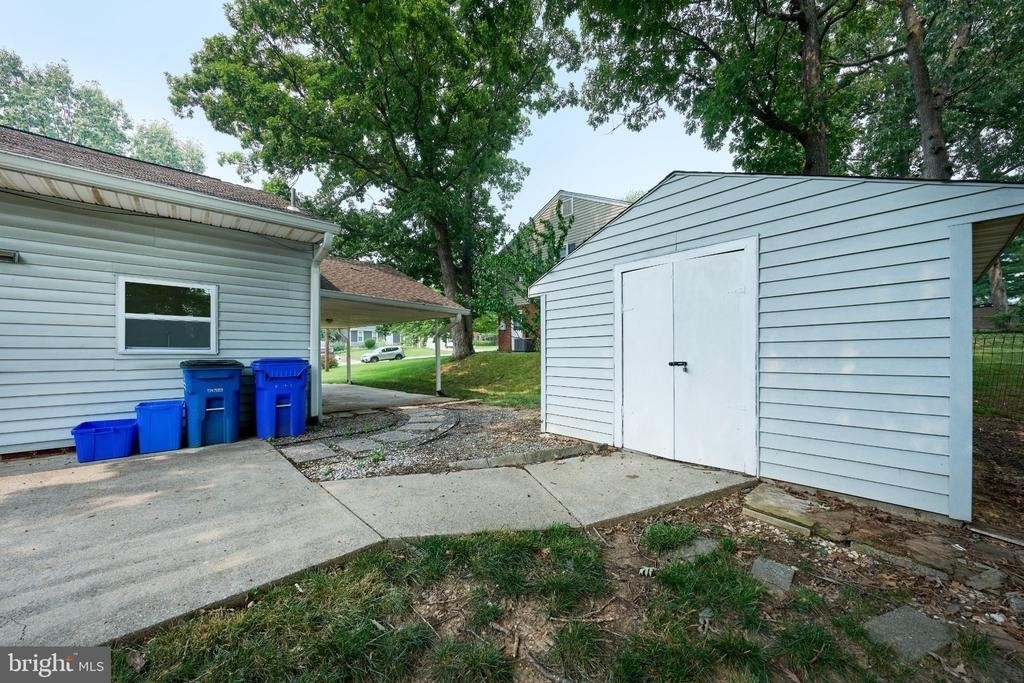 2924 Gracefield Road - Photo 46