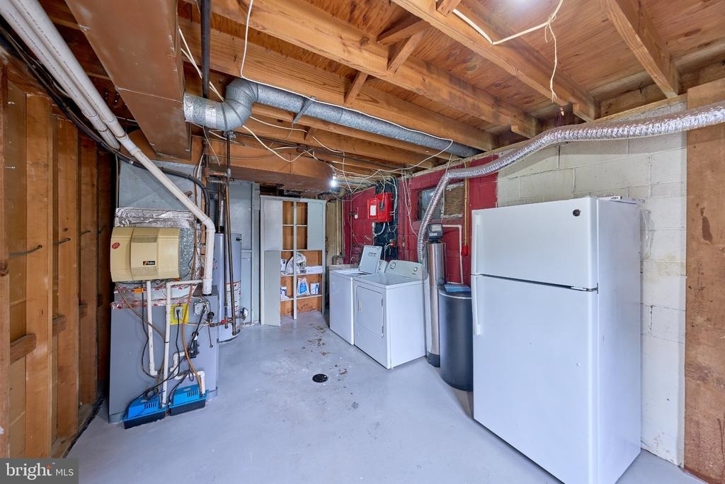 2924 Gracefield Road - Photo 36