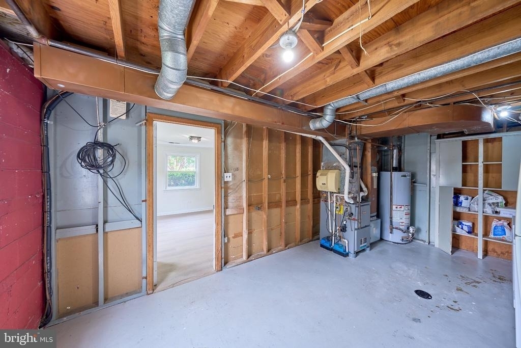 2924 Gracefield Road - Photo 35