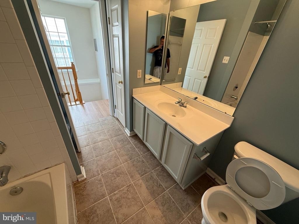7123 Maiden Point Place - Photo 20