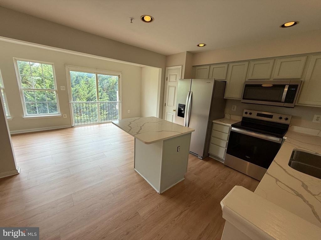 7123 Maiden Point Place - Photo 7