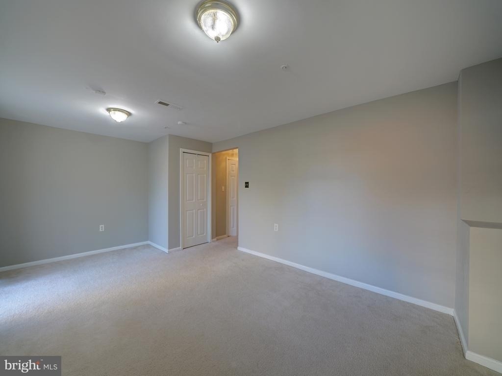 9314 Lawson Lane - Photo 40