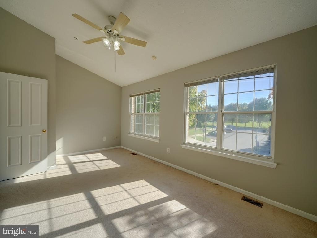 9314 Lawson Lane - Photo 24