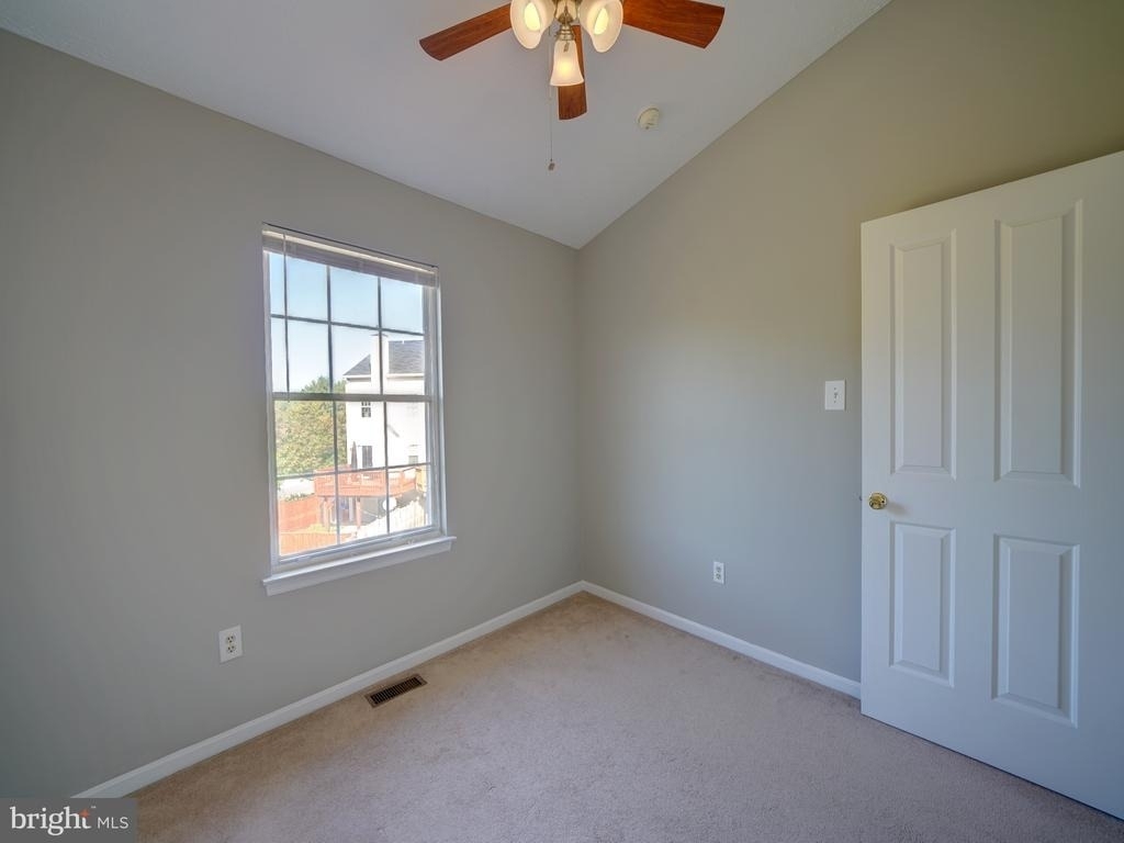 9314 Lawson Lane - Photo 34