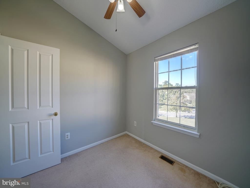 9314 Lawson Lane - Photo 30