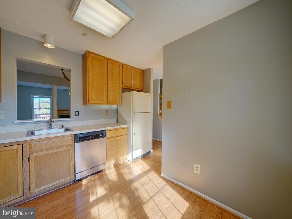 9314 Lawson Lane - Photo 16