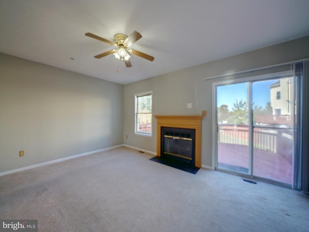 9314 Lawson Lane - Photo 7
