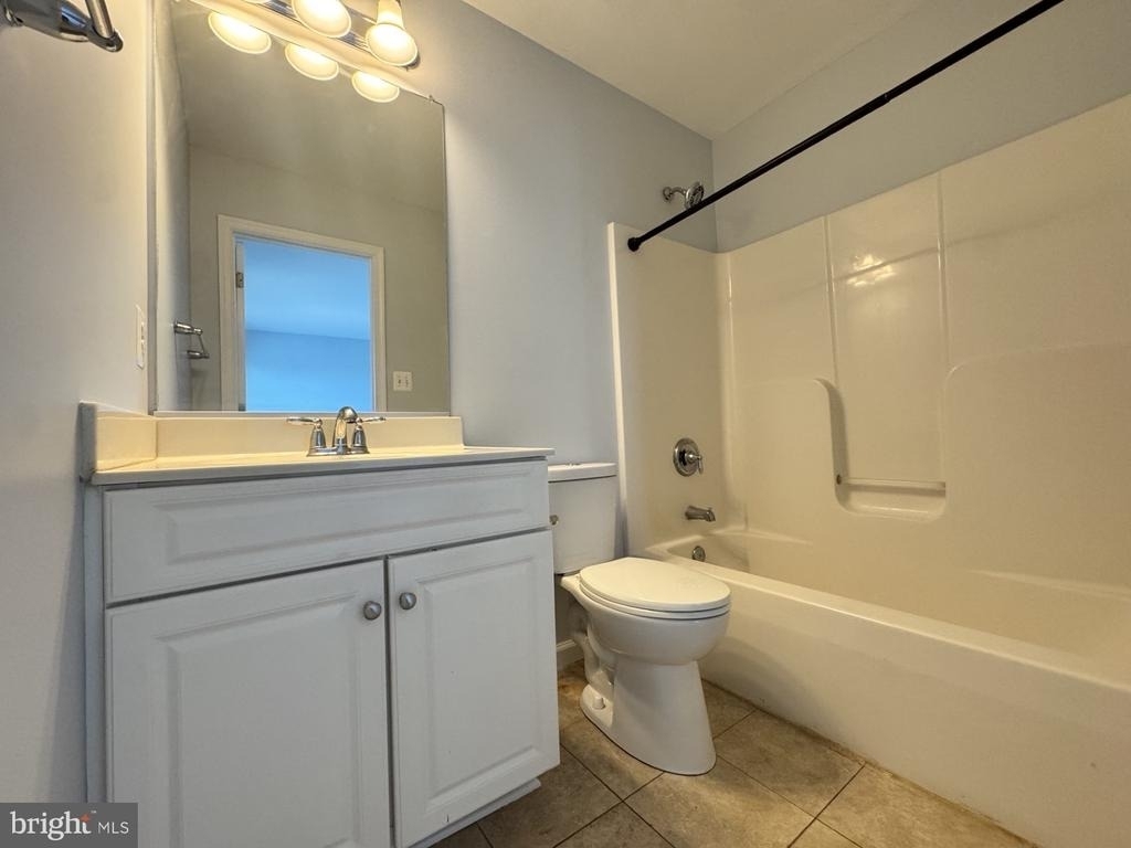 636 Tantallon Court - Photo 11
