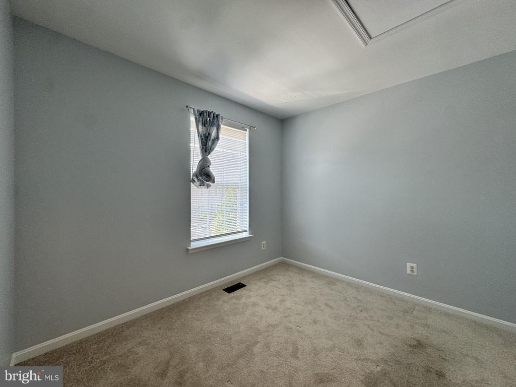 636 Tantallon Court - Photo 15