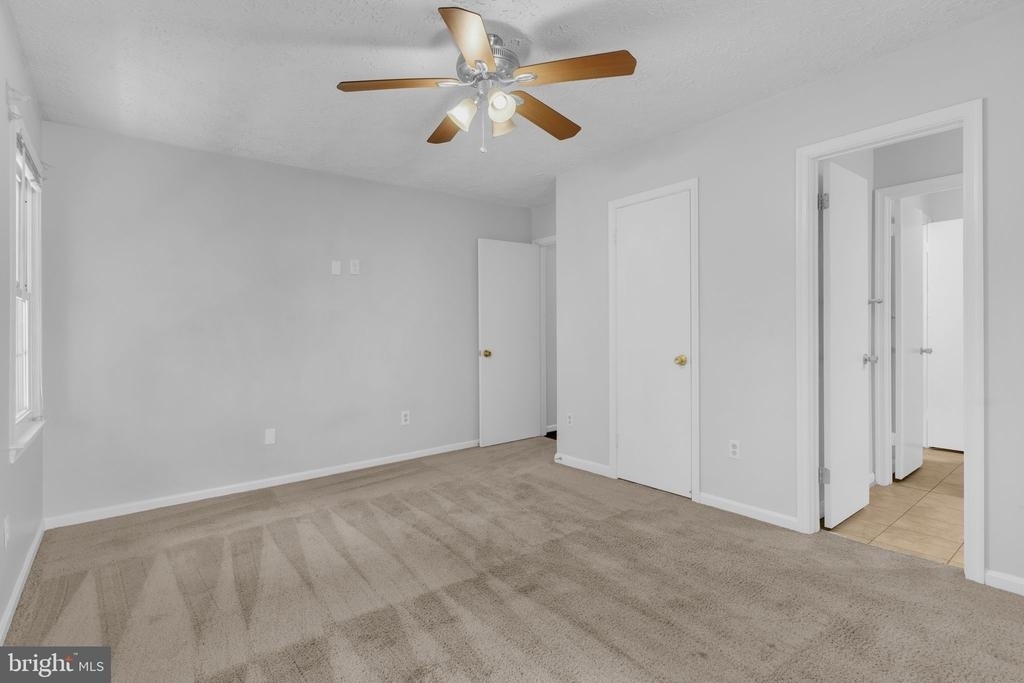 2124 Duchy Court - Photo 8