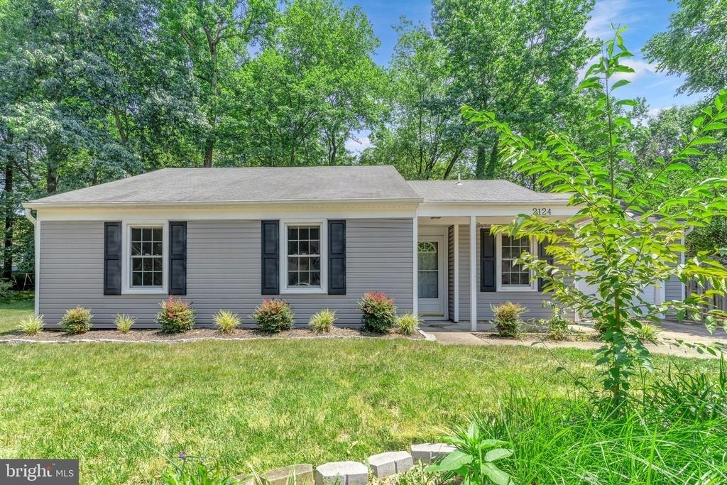 2124 Duchy Court - Photo 0