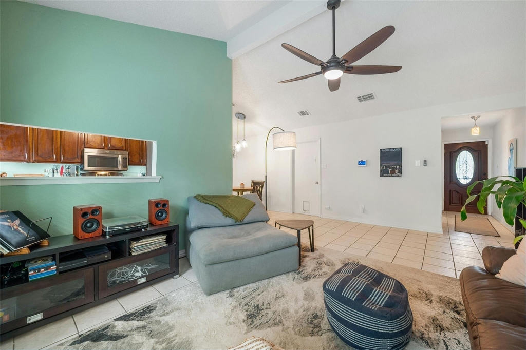 2523 E Stassney Ln - Photo 4