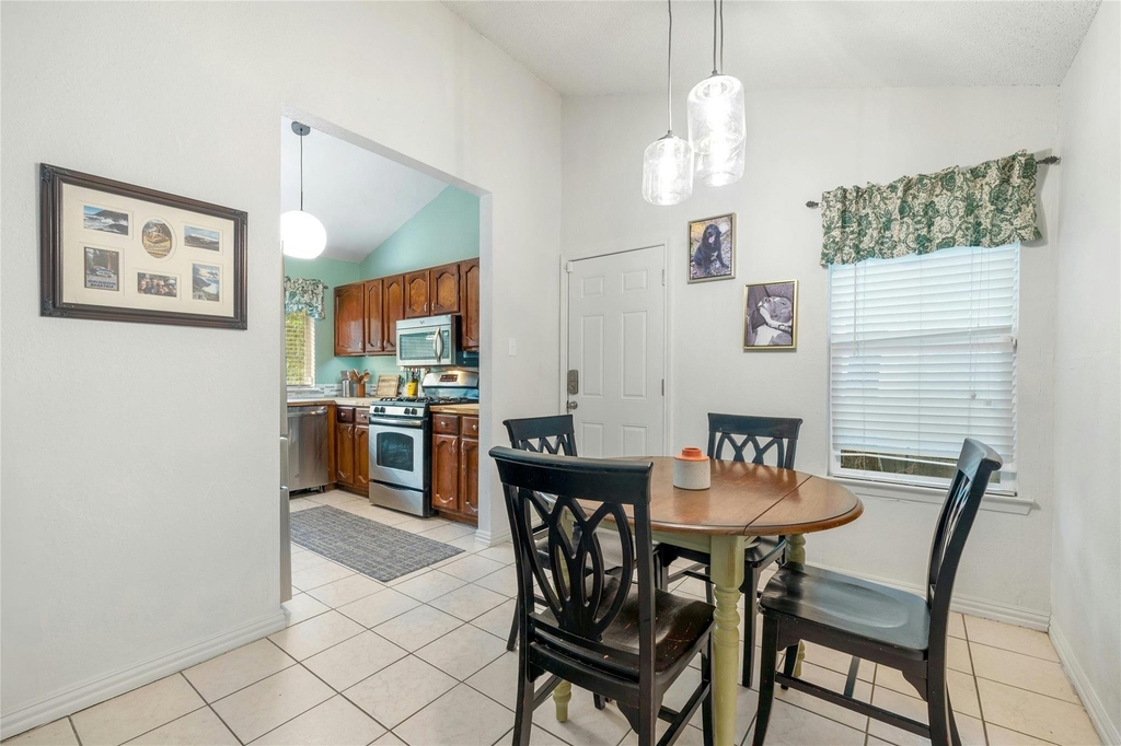 2523 E Stassney Ln - Photo 5