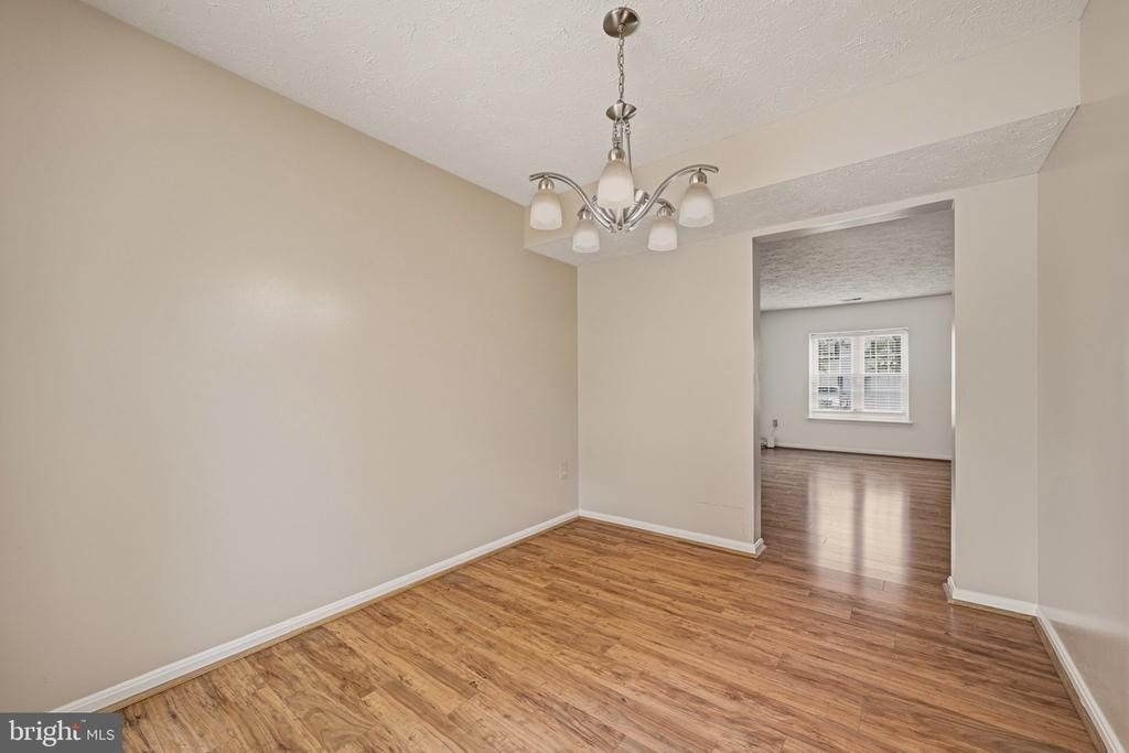 16 Meadowside Court - Photo 13