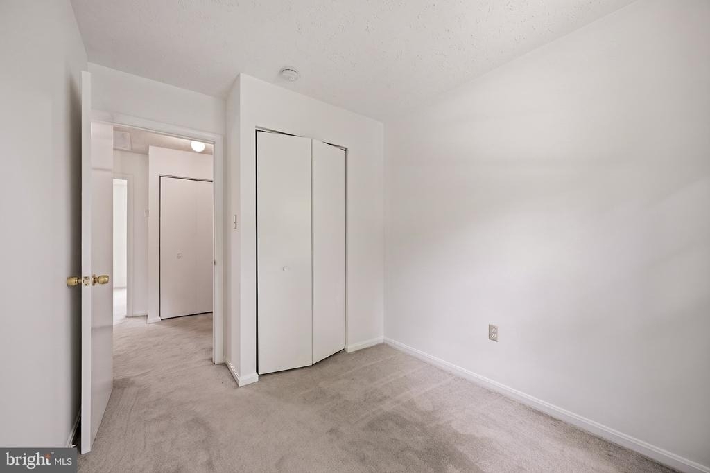 16 Meadowside Court - Photo 27