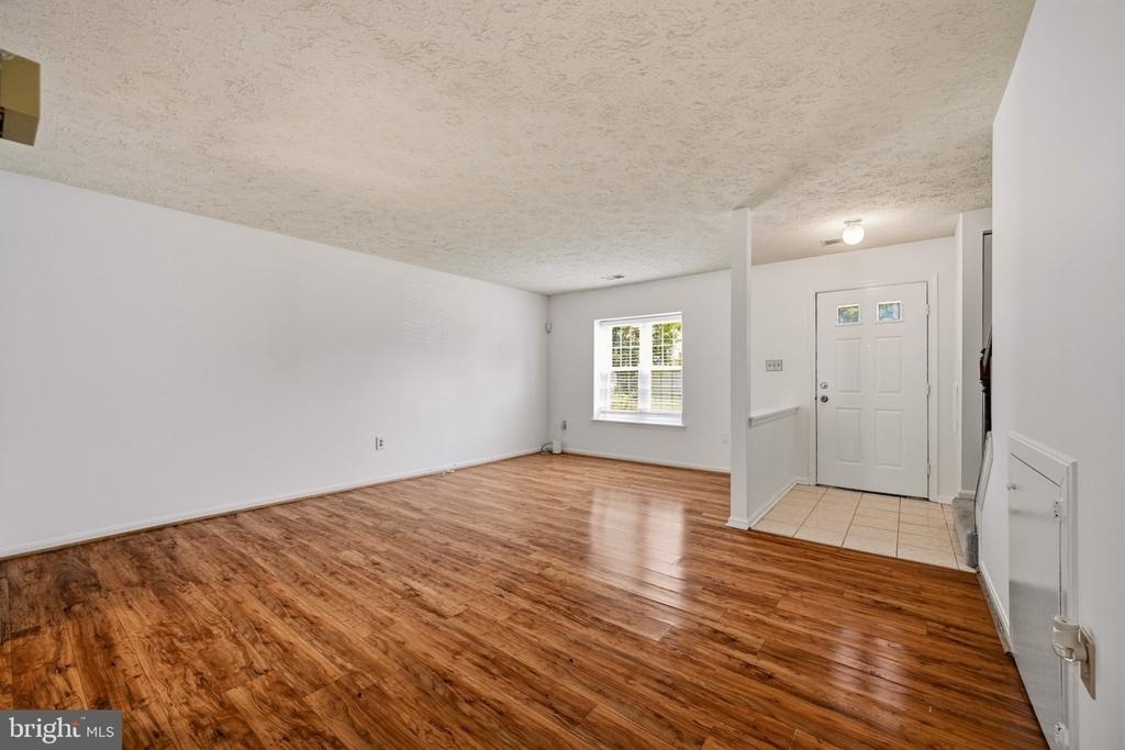 16 Meadowside Court - Photo 6