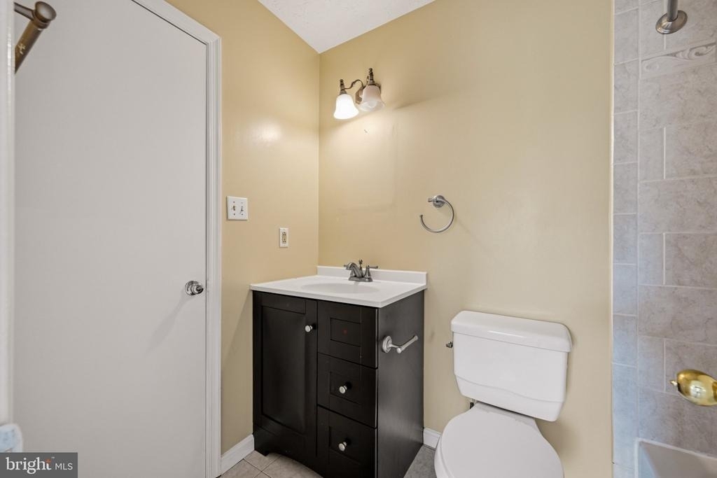 16 Meadowside Court - Photo 37