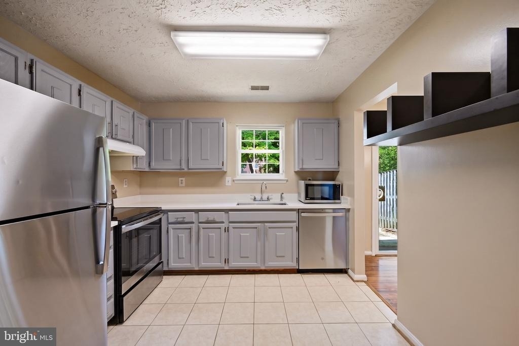 16 Meadowside Court - Photo 21