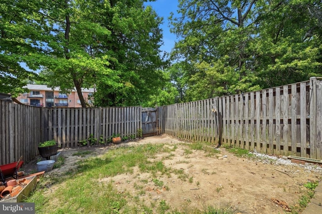 16 Meadowside Court - Photo 39