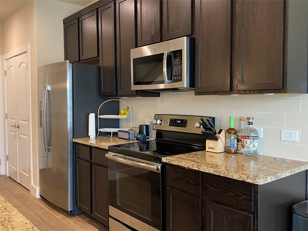 347 Madison Oaks - Photo 13
