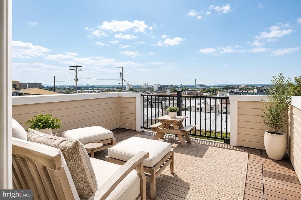 1620 Light Street - Photo 6