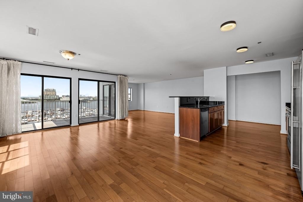 2702 Lighthouse Point East E - Photo 9