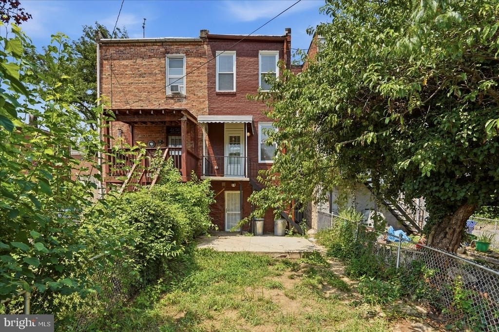 2605 Denison Street - Photo 33