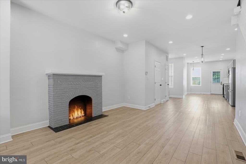 2605 Denison Street - Photo 3