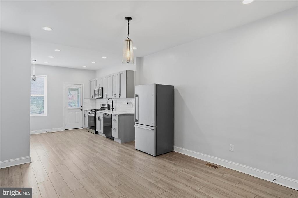 2605 Denison Street - Photo 14