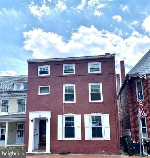 302 Decatur Street - Photo 1