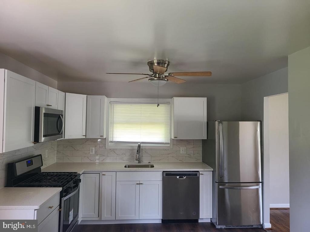 7657 3rd Avenue - Photo 15