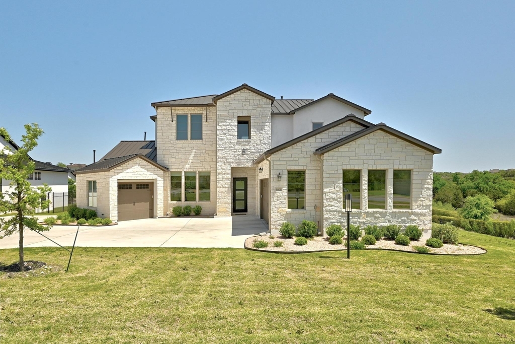 4809 Serene Hills Dr - Photo 0
