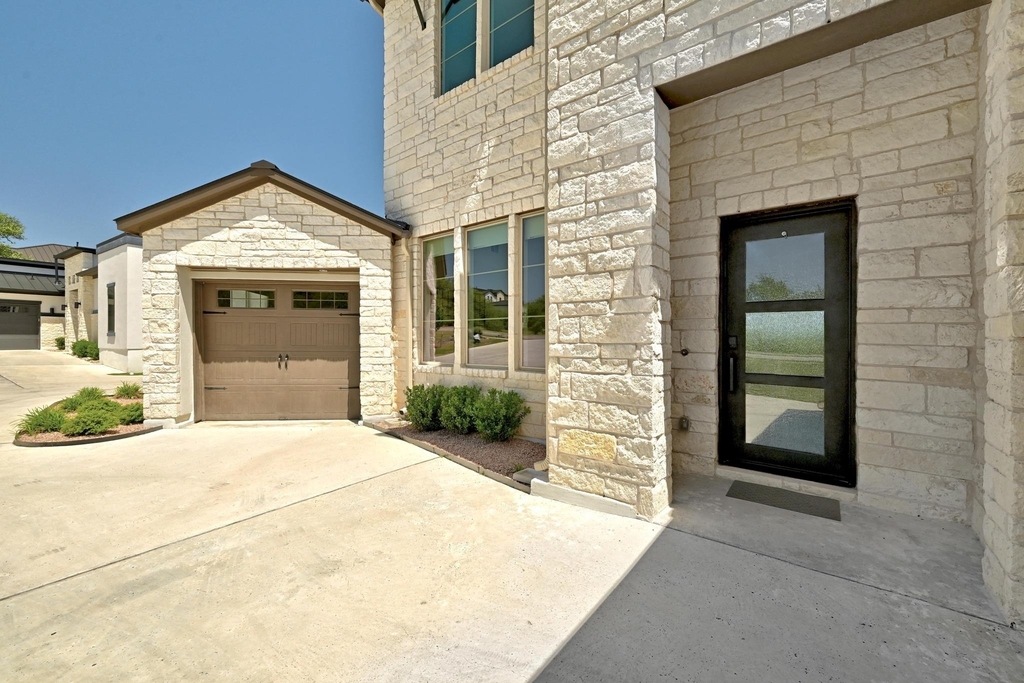 4809 Serene Hills Dr - Photo 36