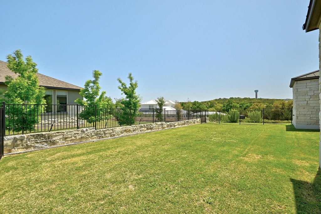 4809 Serene Hills Dr - Photo 33