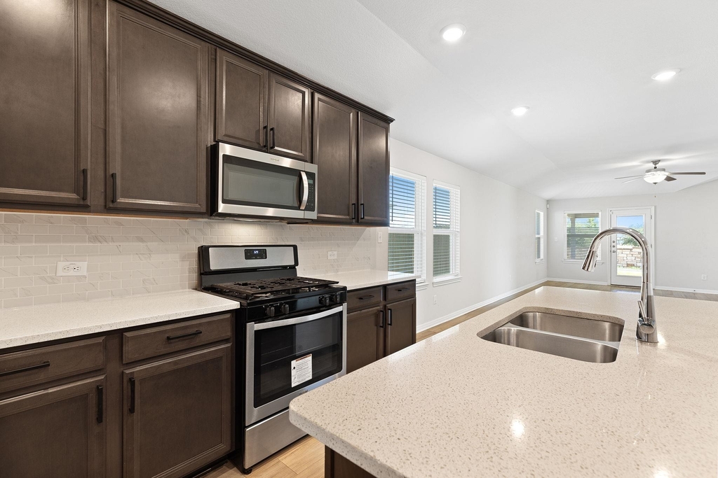 2803 Canteen Creek Way - Photo 4