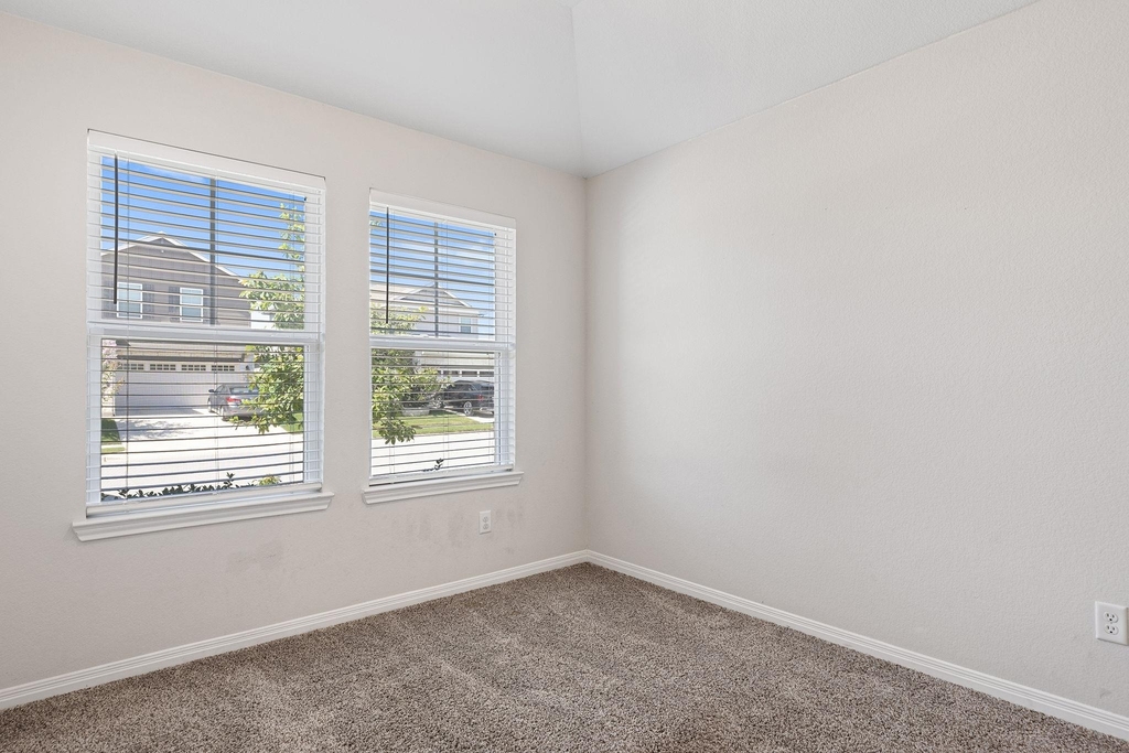 2803 Canteen Creek Way - Photo 5