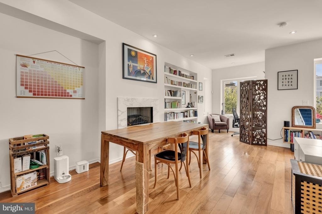 1207 Girard Street Nw - Photo 15