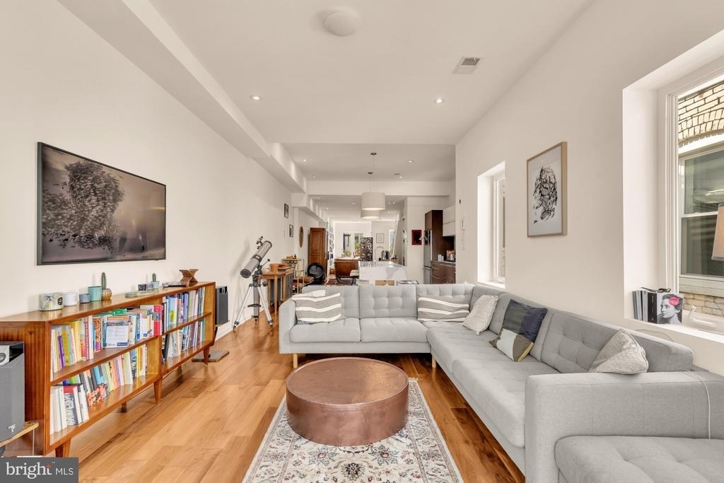 1207 Girard Street Nw - Photo 12