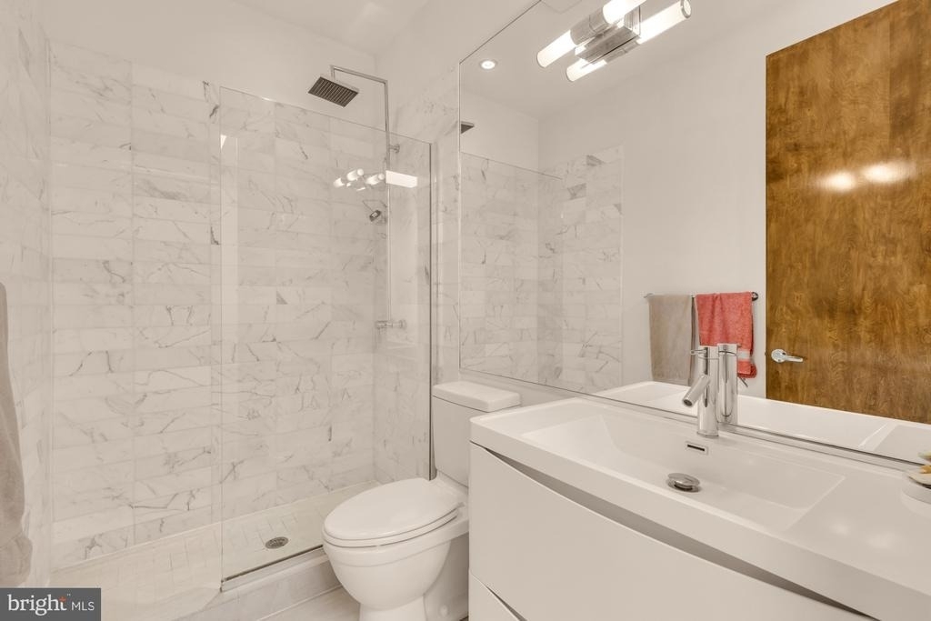 1207 Girard Street Nw - Photo 22