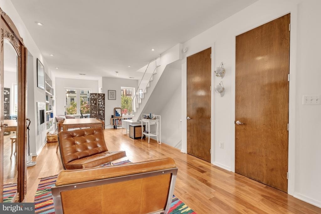 1207 Girard Street Nw - Photo 14