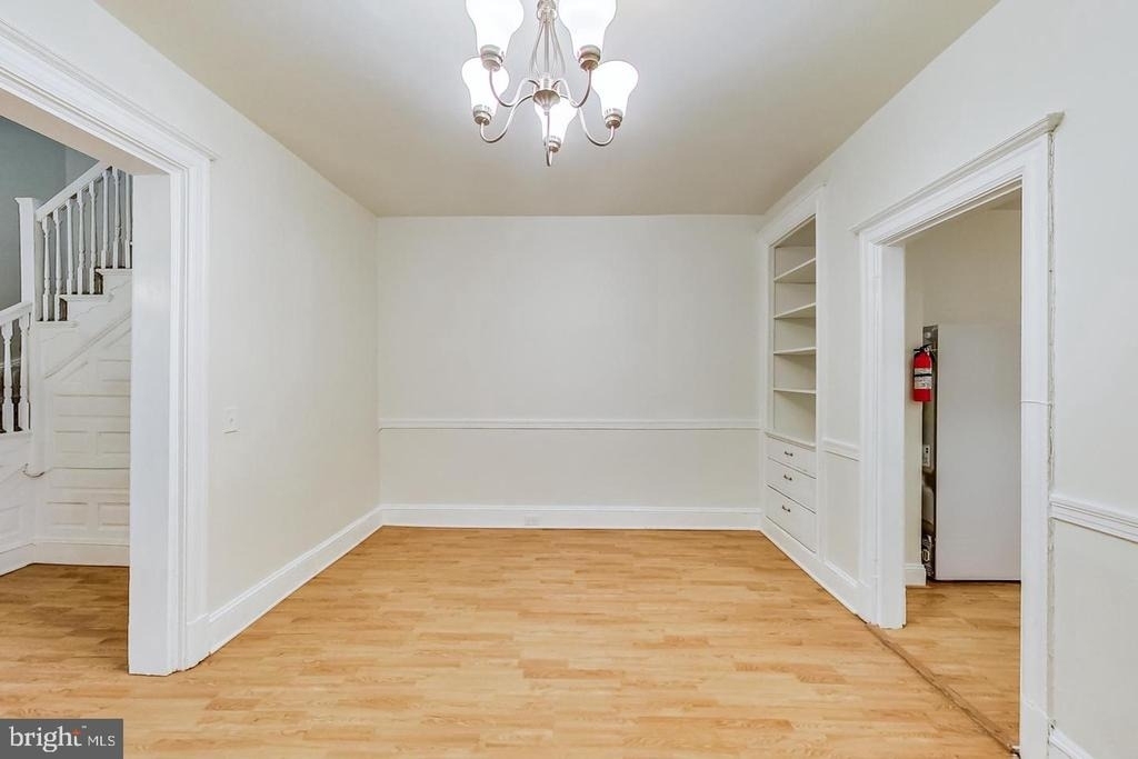 137 R Street Ne - Photo 10