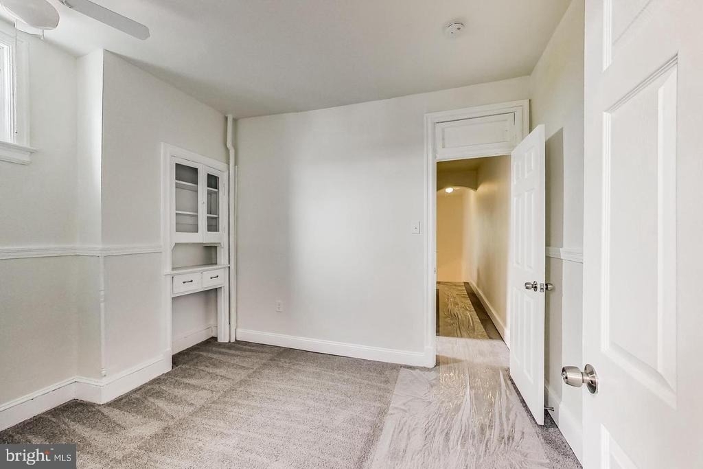 137 R Street Ne - Photo 23
