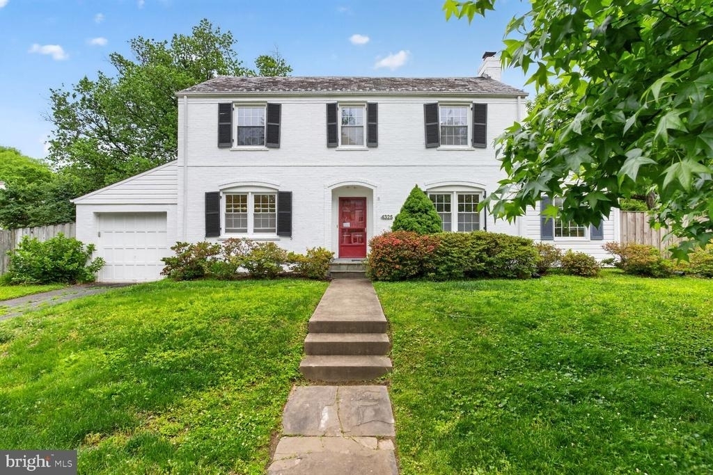 4325 47th Street Nw - Photo 0