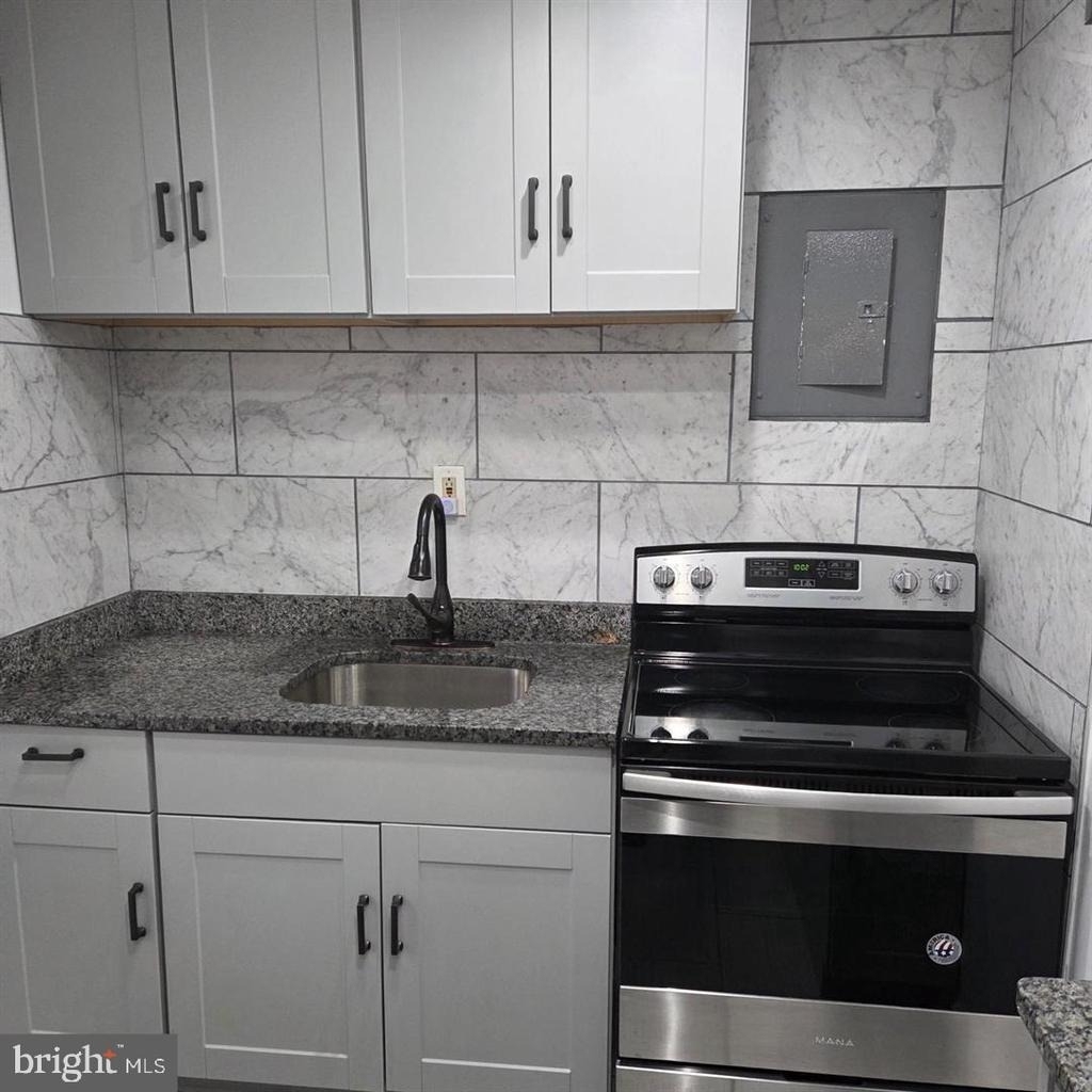 2824 31st Street Se - Photo 8