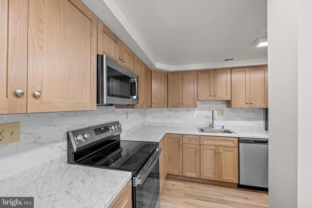 605 H Street Sw - Photo 14