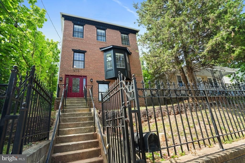 5115 Bass Place Se - Photo 0