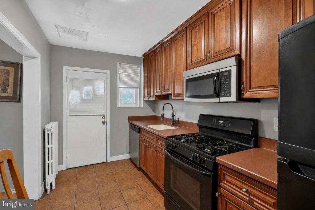 5016 East Capitol Street Ne - Photo 3