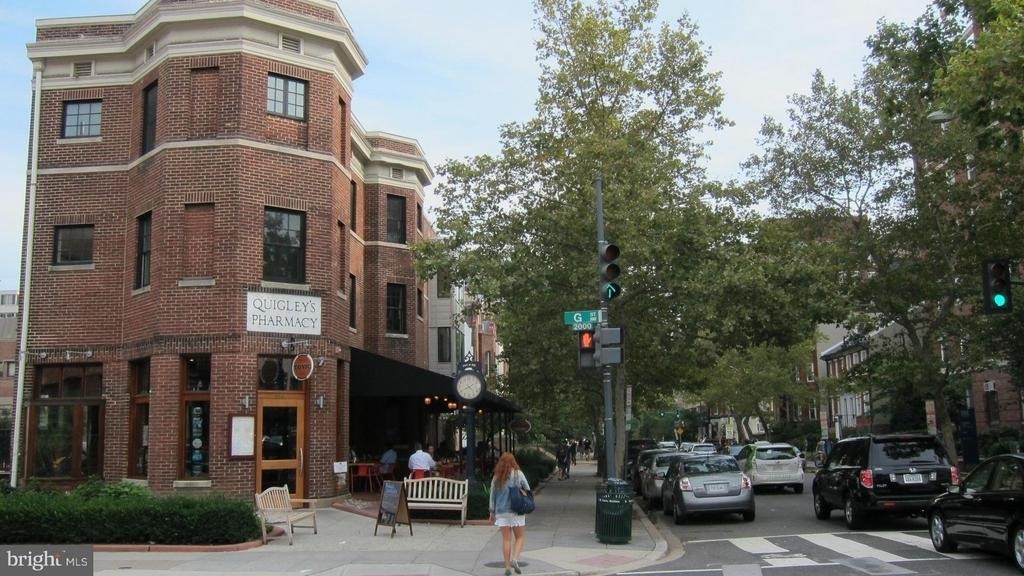 2030 F Street Nw - Photo 16